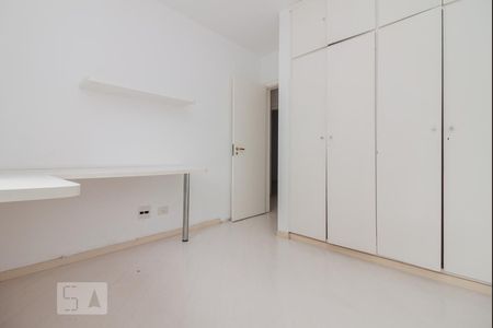 Apartamento à venda com 119m², 3 quartos e 2 vagasQuarto 3