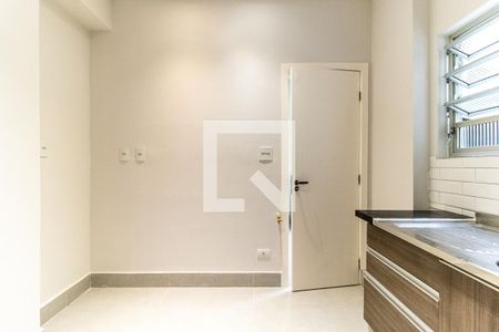 Cozinha de apartamento para alugar com 1 quarto, 110m² em República, São Paulo