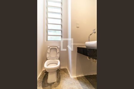 Lavabo de apartamento para alugar com 1 quarto, 110m² em República, São Paulo