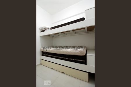 Apartamento para alugar com 90m², 2 quartos e 2 vagasQuarto de Serviço.