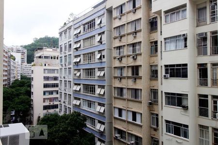 Apartamento para alugar com 90m², 2 quartos e 2 vagasVista Quarto.