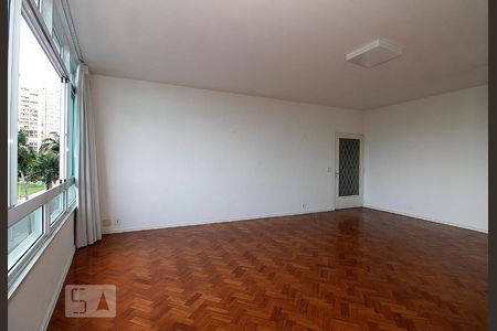 Sala. de apartamento para alugar com 4 quartos, 182m² em Flamengo, Rio de Janeiro