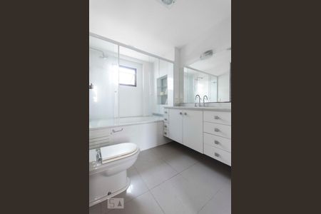 Apartamento à venda com 149m², 3 quartos e 2 vagasBanheiro Suíte