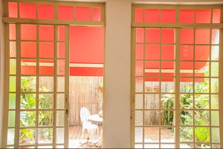 Casa à venda com 300m², 2 quartos e 2 vagasVaranda do Estúdio