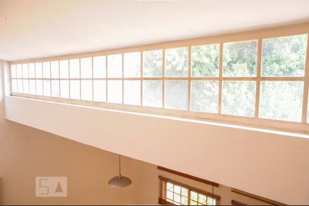 Casa à venda com 300m², 2 quartos e 2 vagasEstúdio 2