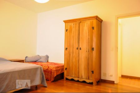 Casa à venda com 300m², 2 quartos e 2 vagasQuarto 1