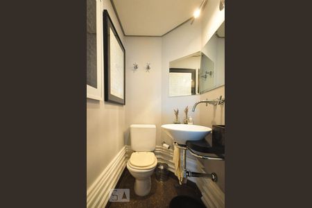 lavabo de apartamento à venda com 3 quartos, 225m² em Jardim Fonte do Morumbi, São Paulo