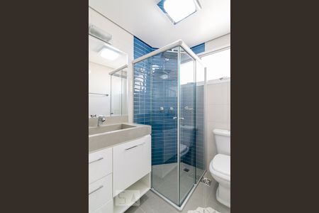 Apartamento à venda com 180m², 4 quartos e 3 vagas Apartamento à venda com 180m², 4 quartos e 3 vagasBanheiro Social