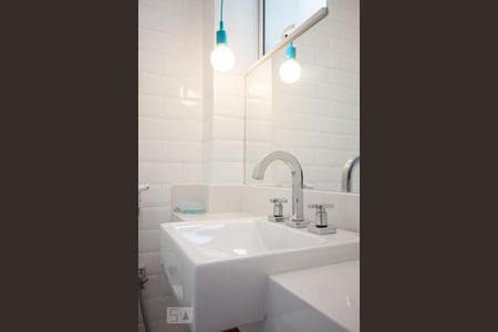 Banheiro Suite  de apartamento à venda com 1 quarto, 57m² em Barra da Tijuca, Rio de Janeiro