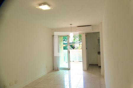 Apartamento para alugar com 80m², 2 quartos e 1 vaga Apartamento para alugar com 80m², 2 quartos e 1 vagaSala
