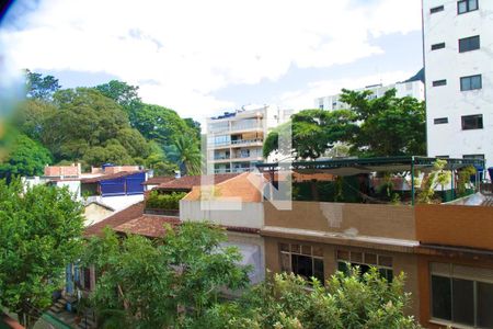 Apartamento para alugar com 80m², 2 quartos e 1 vaga Apartamento para alugar com 80m², 2 quartos e 1 vagaSuíte