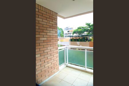 Apartamento para alugar com 80m², 2 quartos e 1 vaga Apartamento para alugar com 80m², 2 quartos e 1 vagaVaranda