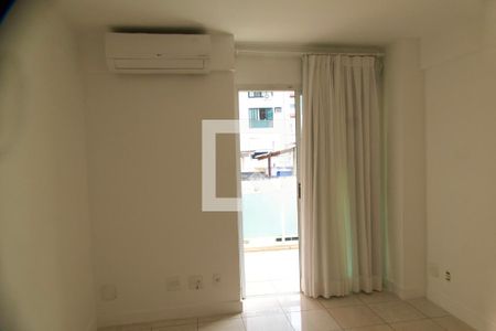 Apartamento para alugar com 80m², 2 quartos e 1 vaga Apartamento para alugar com 80m², 2 quartos e 1 vagaSuíte