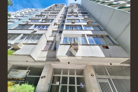 Apartamento para alugar com 60m², 1 quarto e sem vaga Apartamento para alugar com 60m², 1 quarto e sem vagaFachada