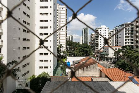 Vista de apartamento para alugar com 3 quartos, 80m² em Indianópolis, São Paulo