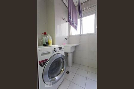 Apartamento para alugar com 77m², 2 quartos e 1 vaga Apartamento para alugar com 77m², 2 quartos e 1 vagaÄrea de serviço