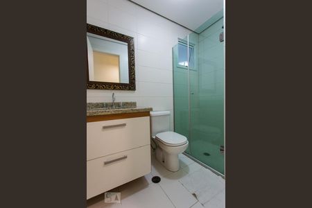 Apartamento para alugar com 77m², 2 quartos e 1 vaga Apartamento para alugar com 77m², 2 quartos e 1 vagaBanheiro