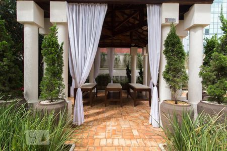 Apartamento para alugar com 77m², 2 quartos e 1 vaga Apartamento para alugar com 77m², 2 quartos e 1 vagaSpa