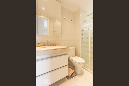 Apartamento à venda com 147m², 3 quartos e 3 vagas Apartamento à venda com 147m², 3 quartos e 3 vagasBanheiro da suíte 1