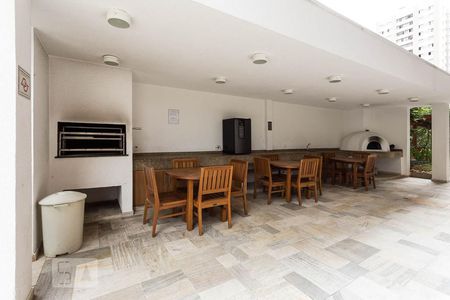 Apartamento à venda com 147m², 3 quartos e 3 vagas Apartamento à venda com 147m², 3 quartos e 3 vagasChurrasqueira