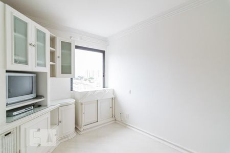 Apartamento à venda com 140m², 3 quartos e 2 vagasQuarto 2