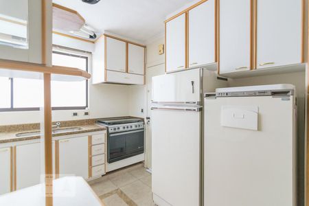 Apartamento à venda com 140m², 3 quartos e 2 vagasCozinha