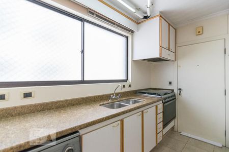 Apartamento à venda com 140m², 3 quartos e 2 vagasCozinha