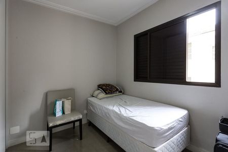 Quarto 1 de apartamento à venda com 3 quartos, 175m² em Planalto Paulista, São Paulo