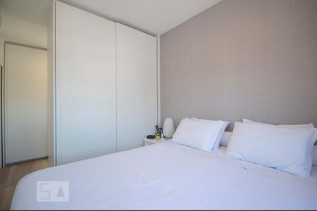 Suíte de apartamento para alugar com 1 quarto, 84m² em Jardim Caravelas, São Paulo