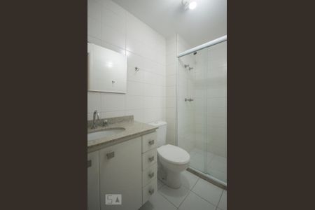 Apartamento para alugar com 180m², 3 quartos e 3 vagas Apartamento para alugar com 180m², 3 quartos e 3 vagasBanheiro