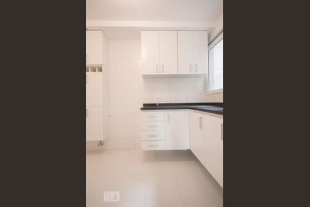 Cozinha de apartamento para alugar com 3 quartos, 180m² em Campo Belo, São Paulo