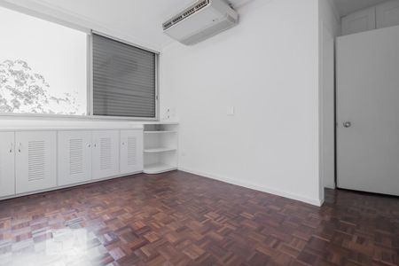 Apartamento à venda com 140m², 3 quartos e 3 vagasQuarto Suíte 1