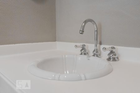 Lavabo de apartamento à venda com 3 quartos, 140m² em Vila Suzana, São Paulo