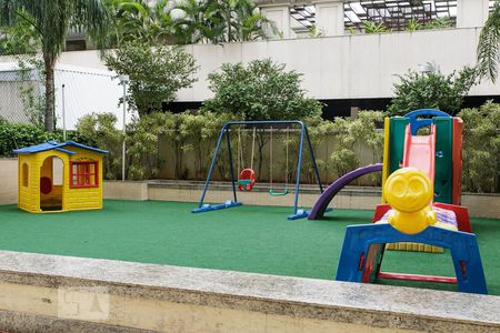 Apartamento à venda com 80m², 3 quartos e 1 vagaPLAYGROUND