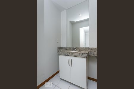 Apartamento à venda com 80m², 3 quartos e 1 vagaBANHEIRO