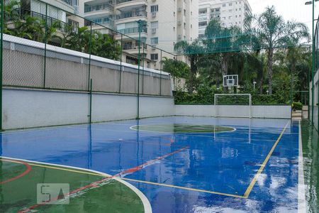 Apartamento à venda com 80m², 3 quartos e 1 vagaQUADRA ESPORTIVA