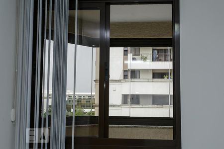 Apartamento à venda com 80m², 3 quartos e 1 vagaSUÍTE