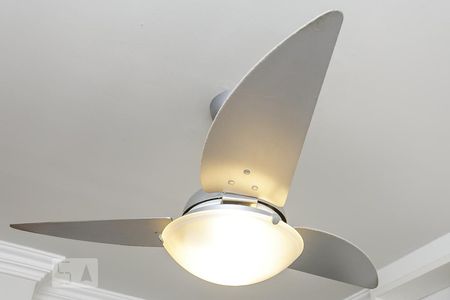 Apartamento à venda com 80m², 3 quartos e 1 vagaDETALHE