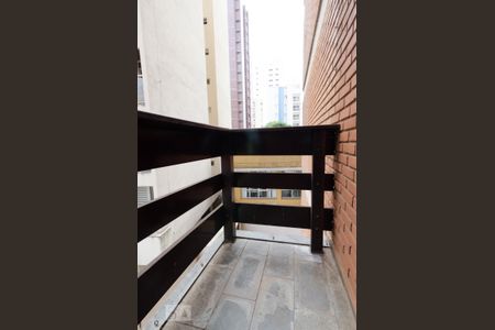 Sacada de apartamento à venda com 2 quartos, 70m² em Cambuí, Campinas