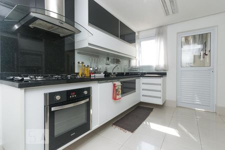Apartamento à venda com 133m², 3 quartos e 2 vagasCozinha