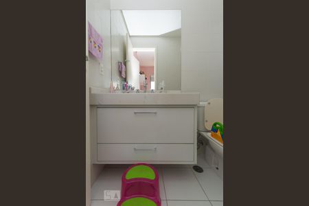 Apartamento à venda com 133m², 3 quartos e 2 vagasBanheiro da Suíte 1