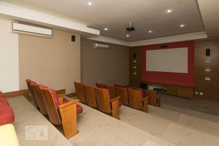 Apartamento à venda com 133m², 3 quartos e 2 vagasCinema