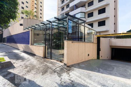 Apartamento à venda com 61m², 2 quartos e 1 vagaFachada