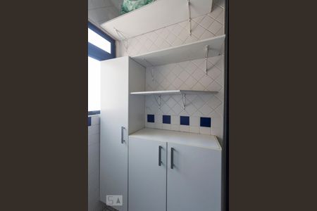 Apartamento à venda com 61m², 2 quartos e 1 vagaÁrea de Serviço