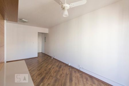 Sala de apartamento para alugar com 2 quartos, 61m² em Chácara Inglesa, São Paulo