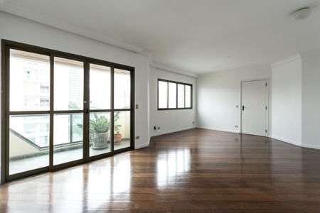 Sala de apartamento à venda com 3 quartos, 117m² em Vila Olímpia, São Paulo