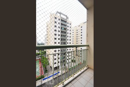 varanda de apartamento para alugar com 2 quartos, 57m² em Jardim das Vertentes, São Paulo