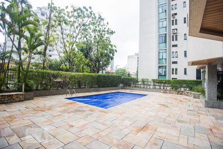 Piscina de apartamento à venda com 4 quartos, 257m² em Liberdade, São Paulo