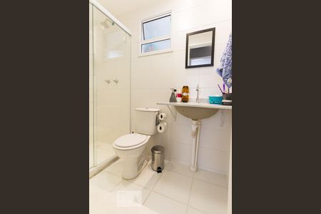 Apartamento para alugar com 60m², 2 quartos e 1 vaga Apartamento para alugar com 60m², 2 quartos e 1 vagaBanheiro