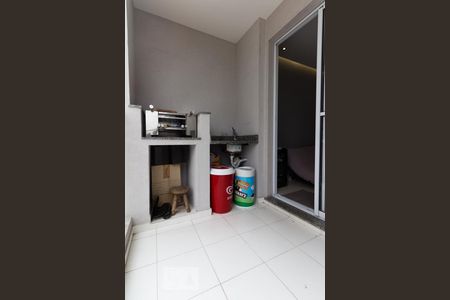 Apartamento para alugar com 60m², 2 quartos e 1 vaga Apartamento para alugar com 60m², 2 quartos e 1 vagaVaranda